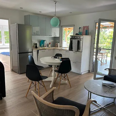 Kisvirág Сasa de vacaciones *